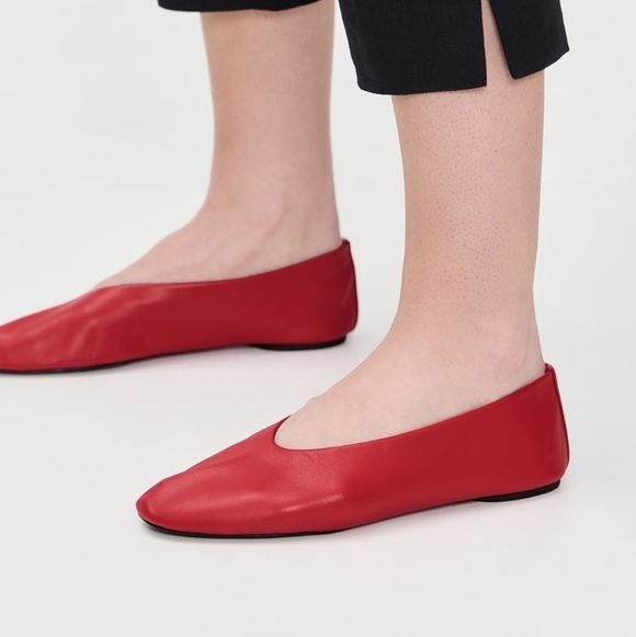 St. Agni Soft Glove Ballet Flats In Rosso 39